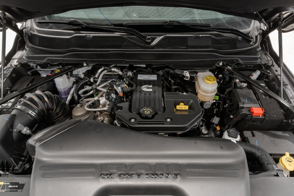 New 2027 RAM 3500 Tradesman AWD/4WD image 3