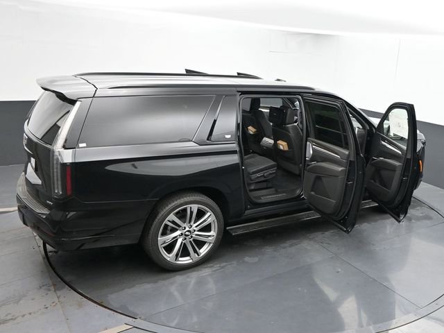 New 2026 Cadillac Escalade ESV Platinum Sport AWD/4WD image 60