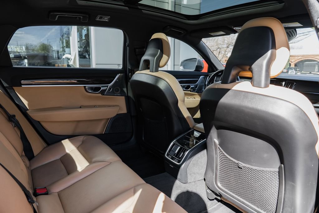 Used 2018 Volvo S90 T6 Momentum w/ Convenience Package image 27