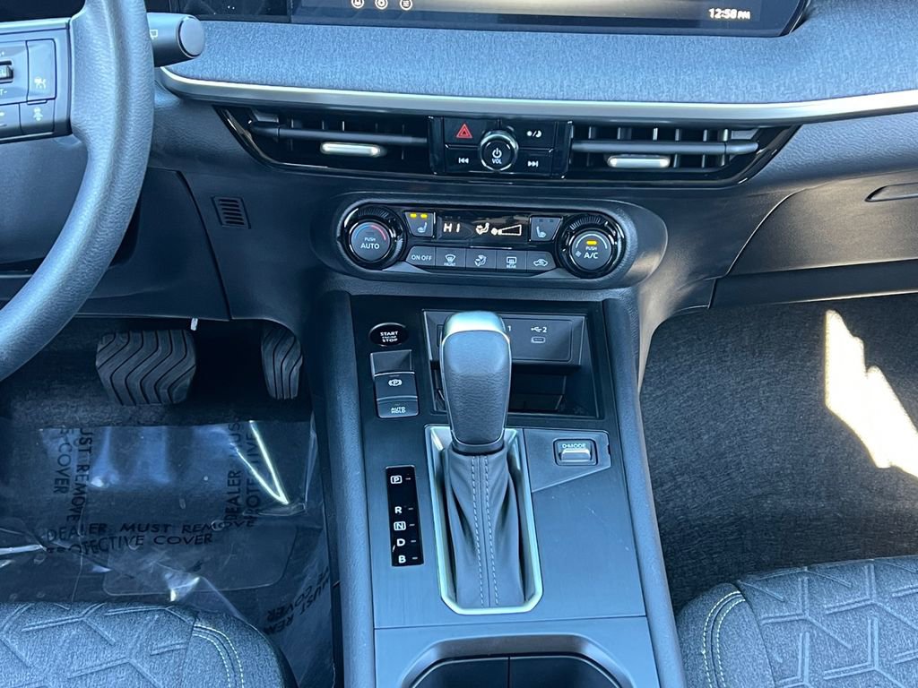 Used 2026 Nissan Kicks SV w/ SV Premium Package image 12