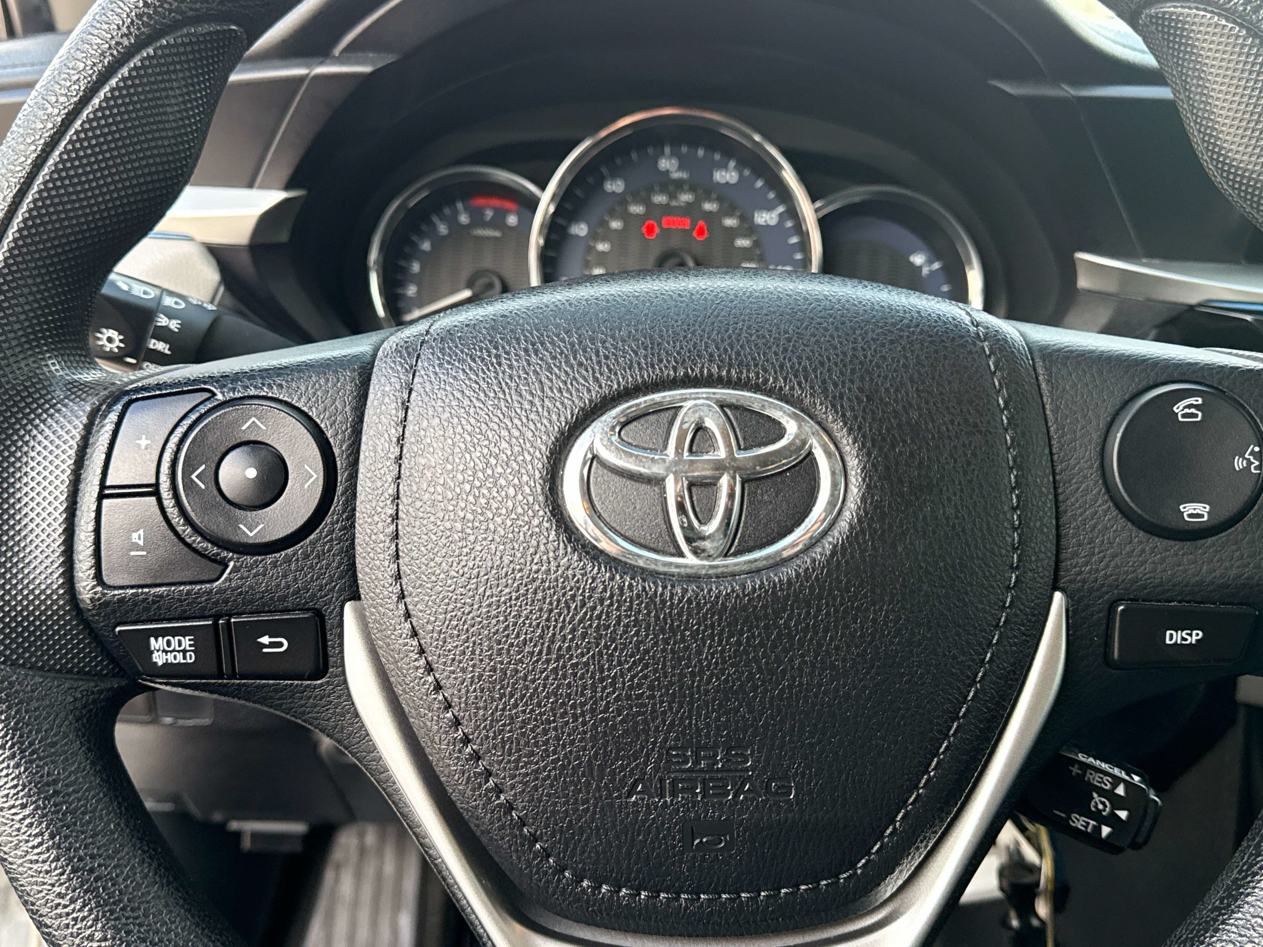 Used 2016 Toyota Corolla LE FWD image 22
