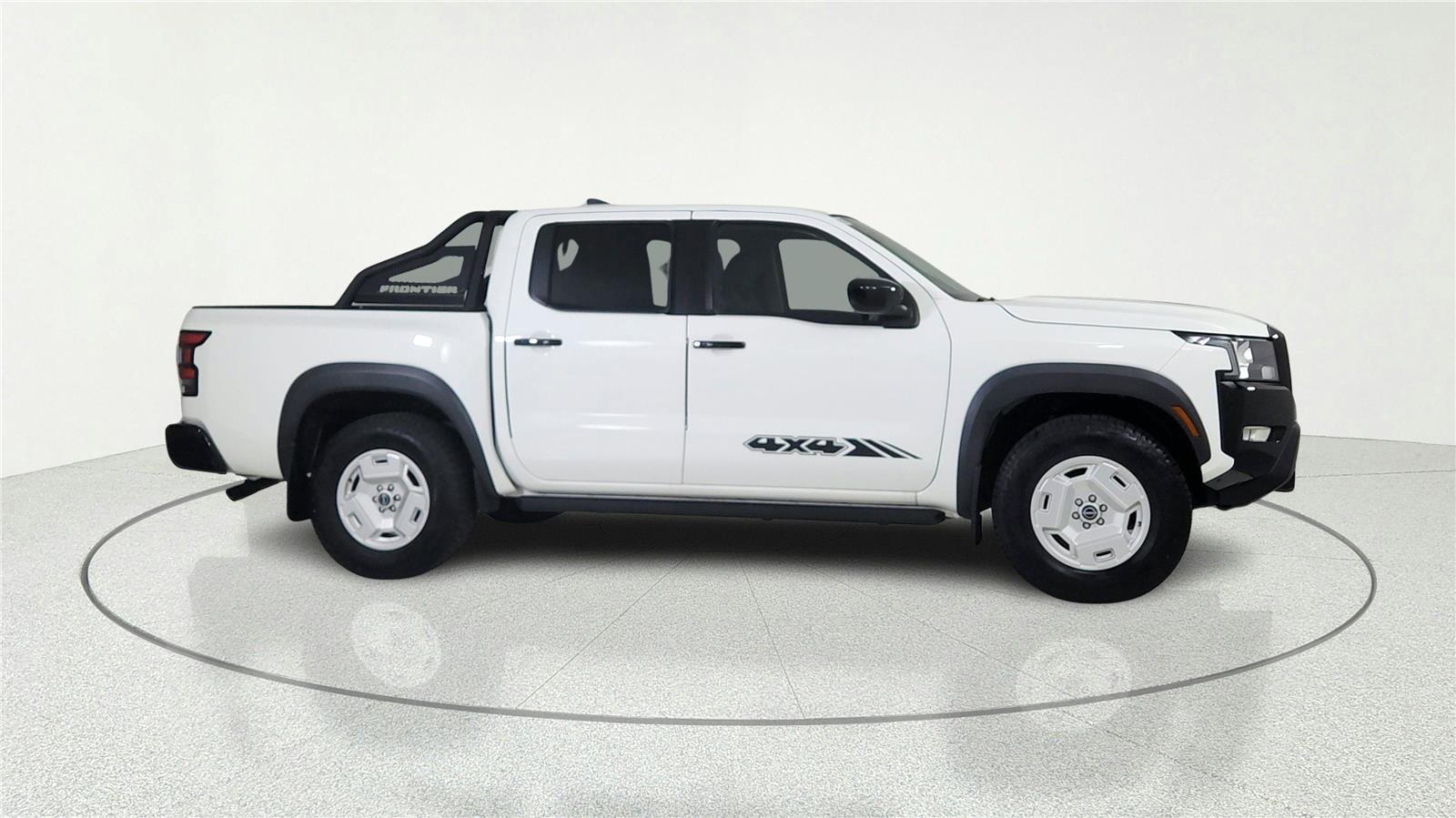 Used 2024 Nissan Frontier SV w/ Hardbody Edition AWD/4WD image 6
