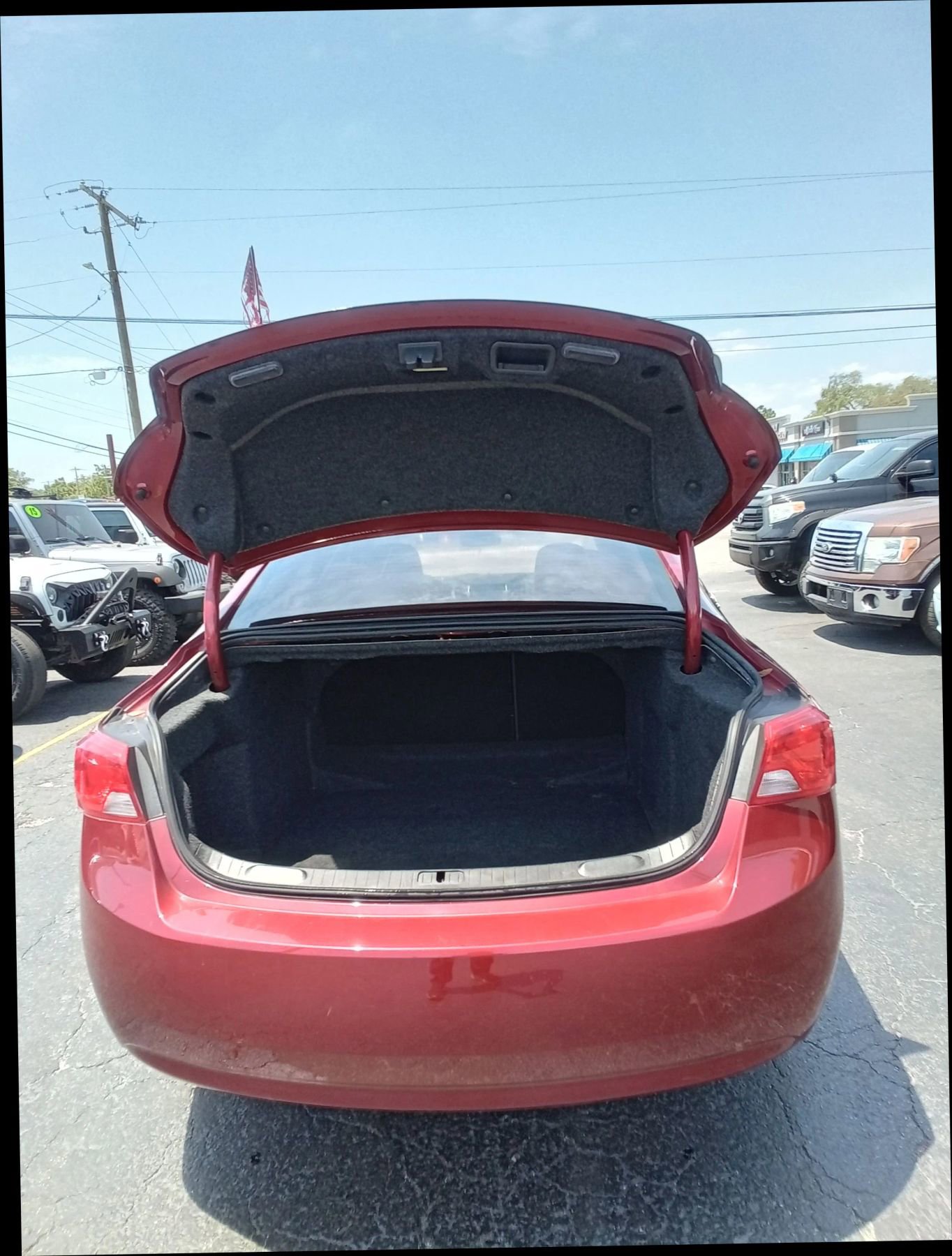 Used 2018 Chevrolet Impala LT image 22