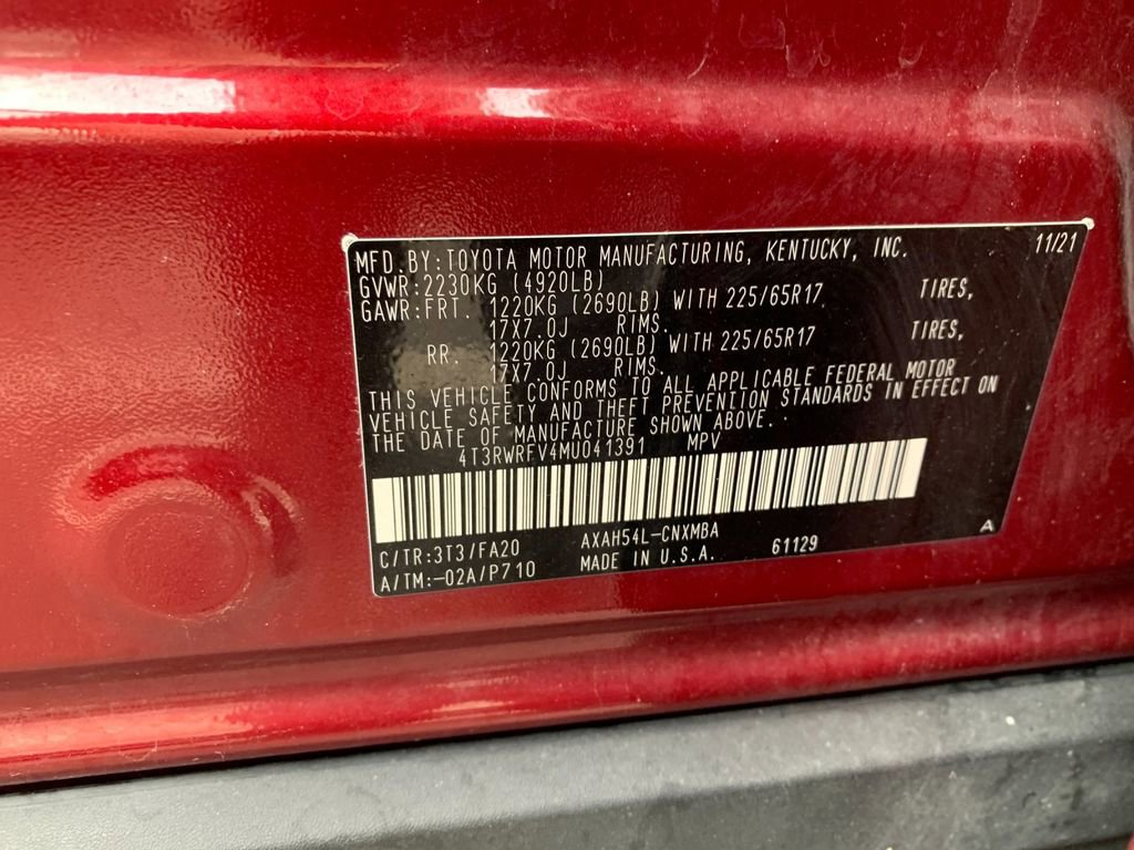 Used 2021 Toyota RAV4 XLE w/ Convenience Package AWD/4WD image 8