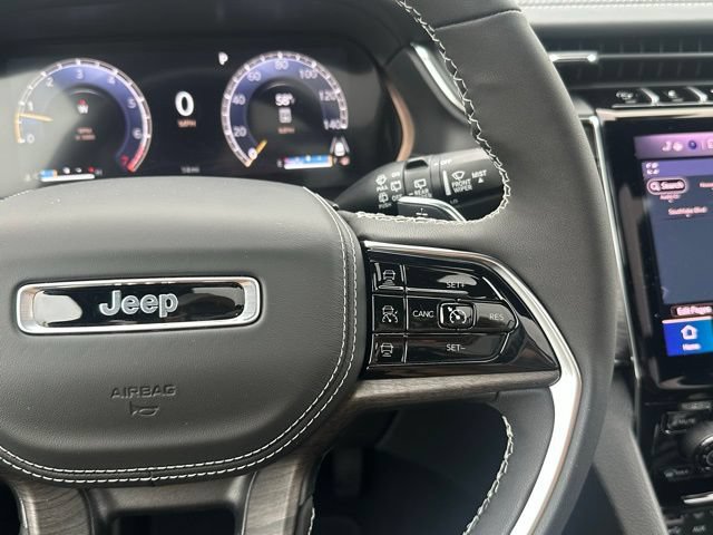New 2025 Jeep Grand Cherokee L Overland AWD/4WD image 22