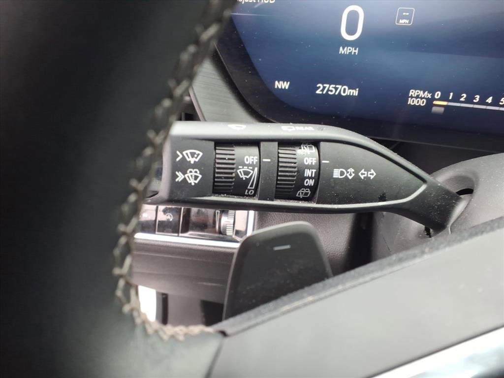 Used 2024 Buick Envision Preferred image 18