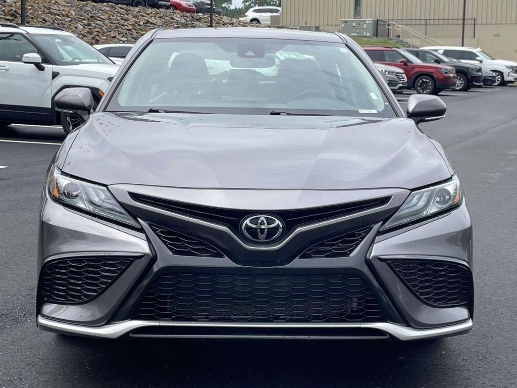 Used 2024 Toyota Camry XSE FWD image 8
