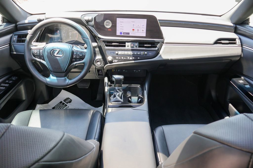 Used 2023 Lexus ES 350 w/ Premium Package FWD image 7