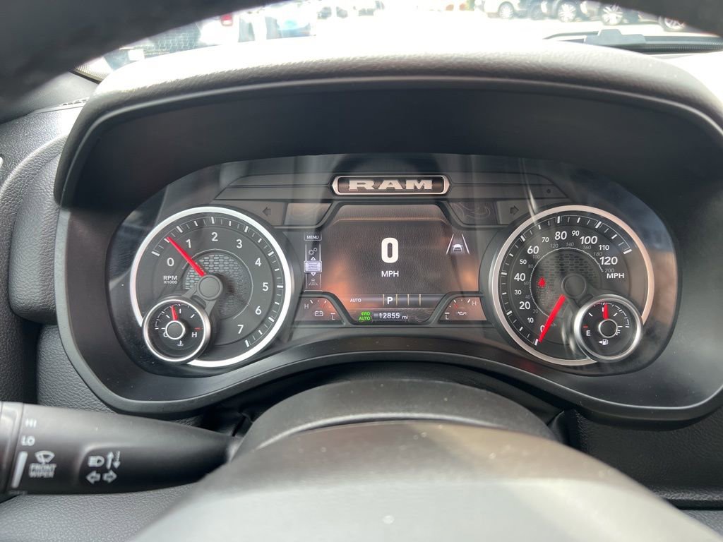 Used 2025 RAM 1500 Lone Star image 18