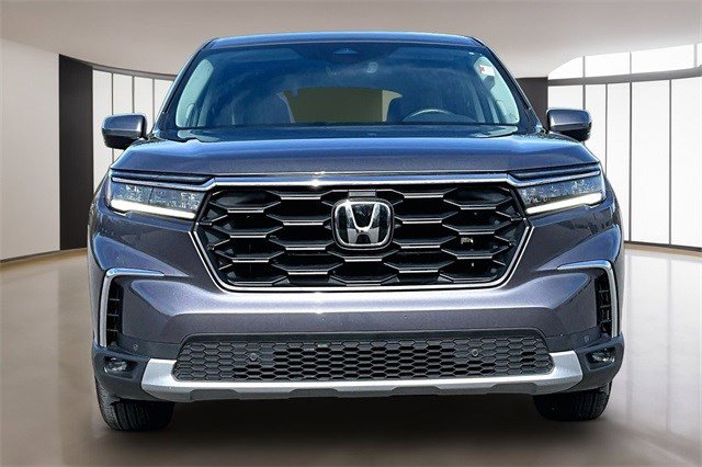 Certified 2025 Honda Pilot EX-L image 2