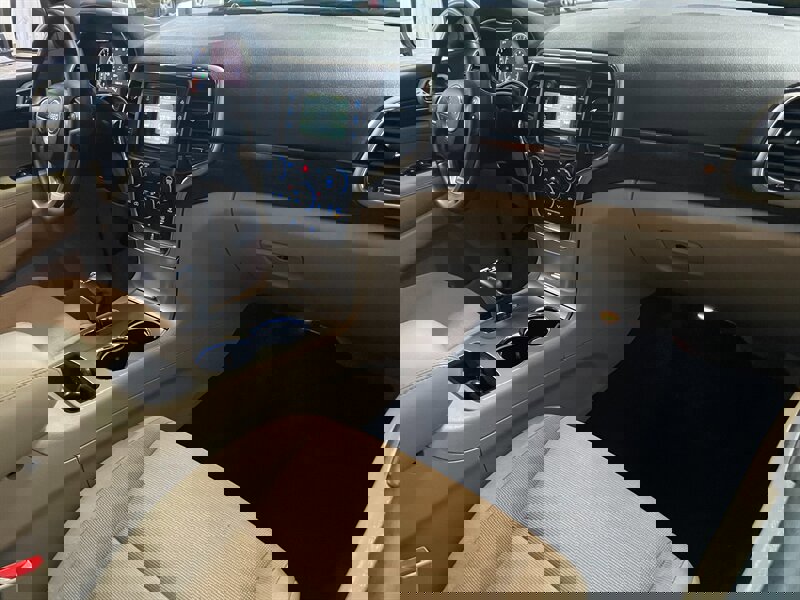 Used 2015 Jeep Grand Cherokee Laredo w/ Quick Order Package 23E image 21