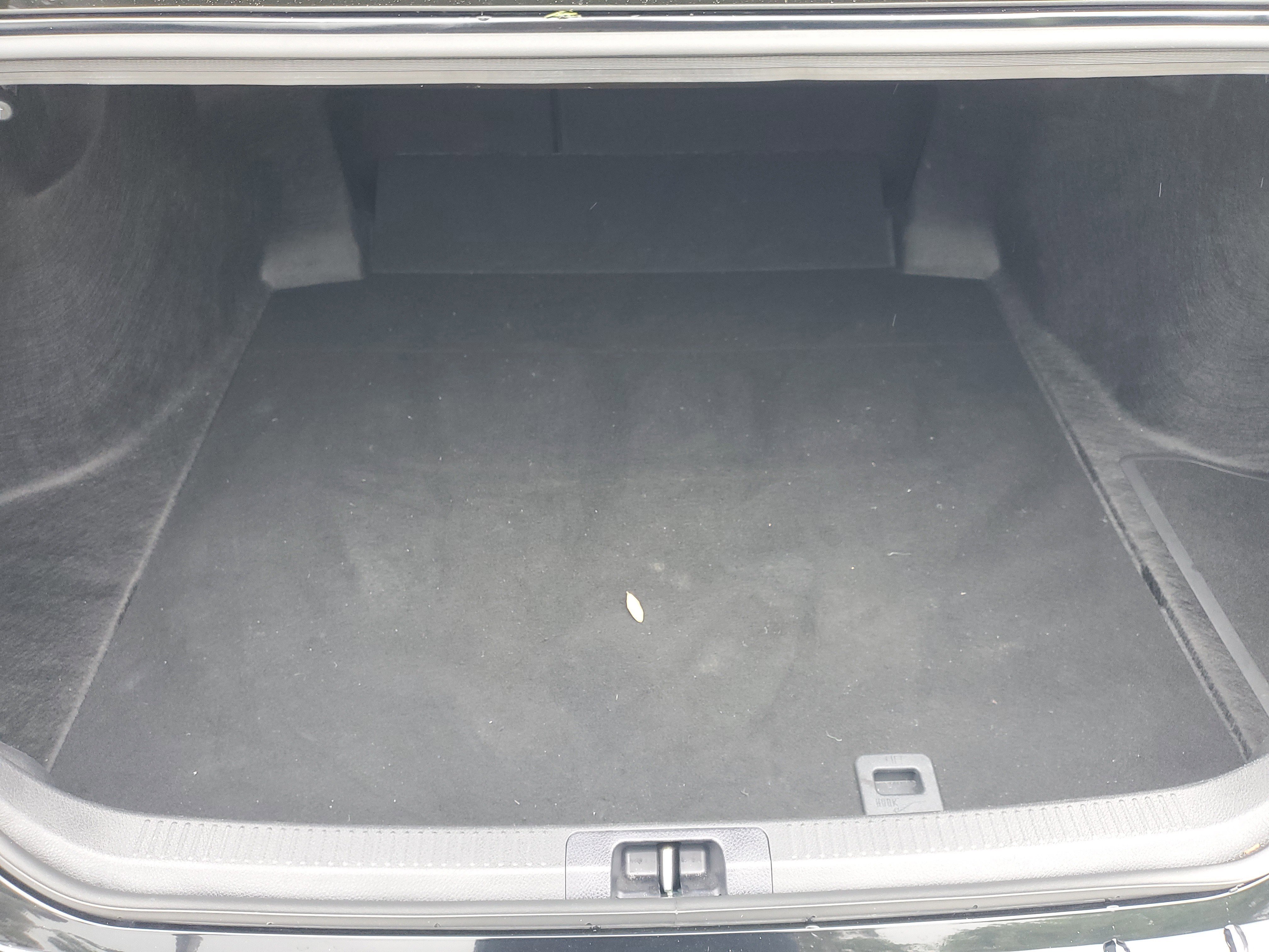 Used 2026 Toyota Camry SE image 9