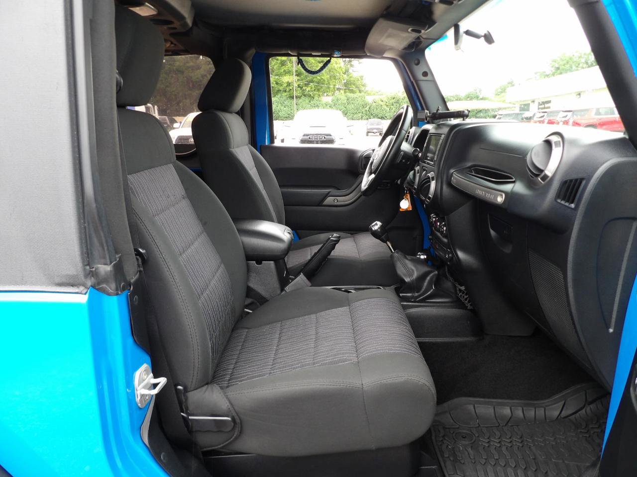 Used 2012 Jeep Wrangler Sport image 13