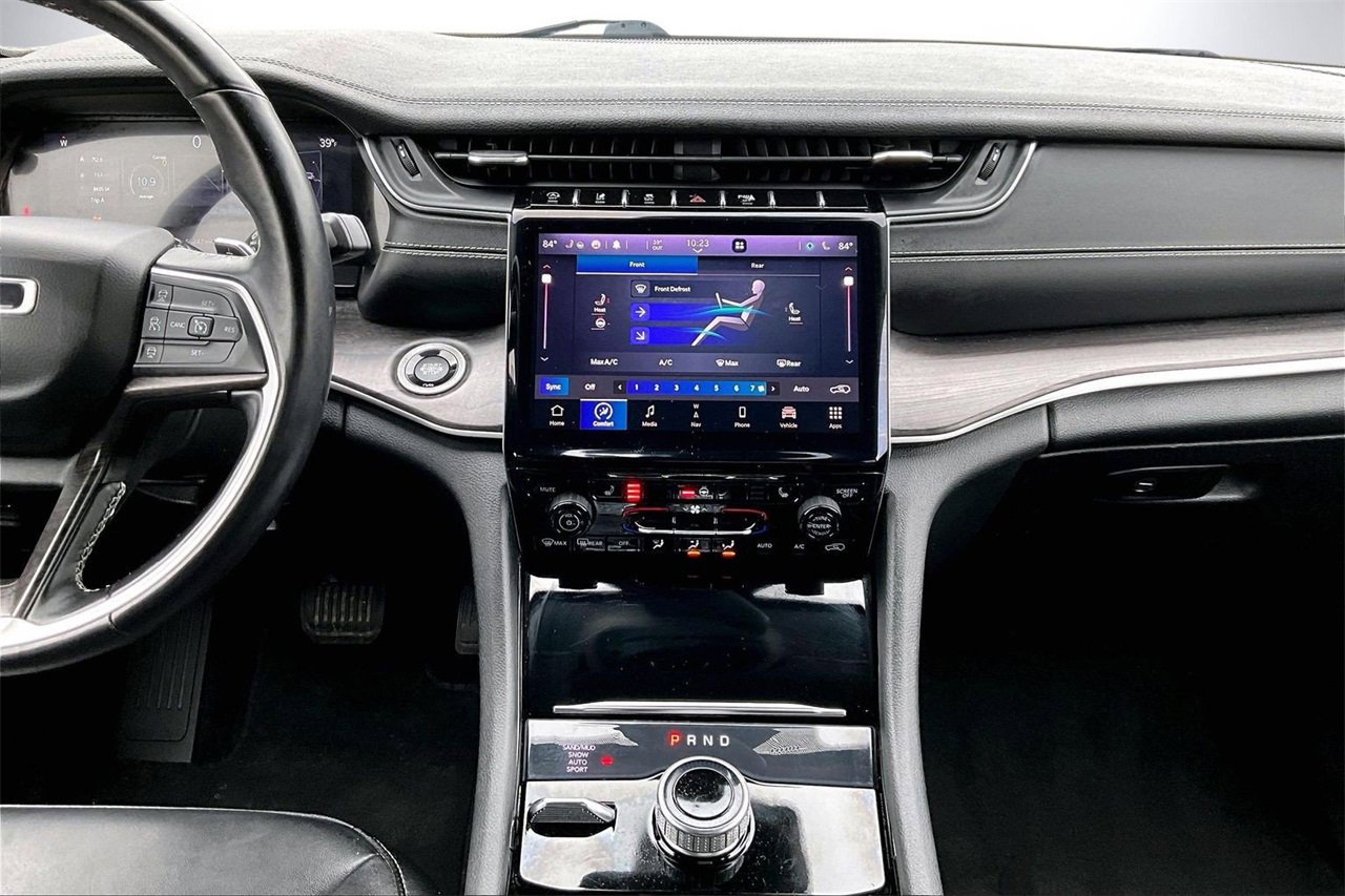 Certified 2021 Jeep Grand Cherokee L Limited w/ Trailer Tow Group (B) image 11