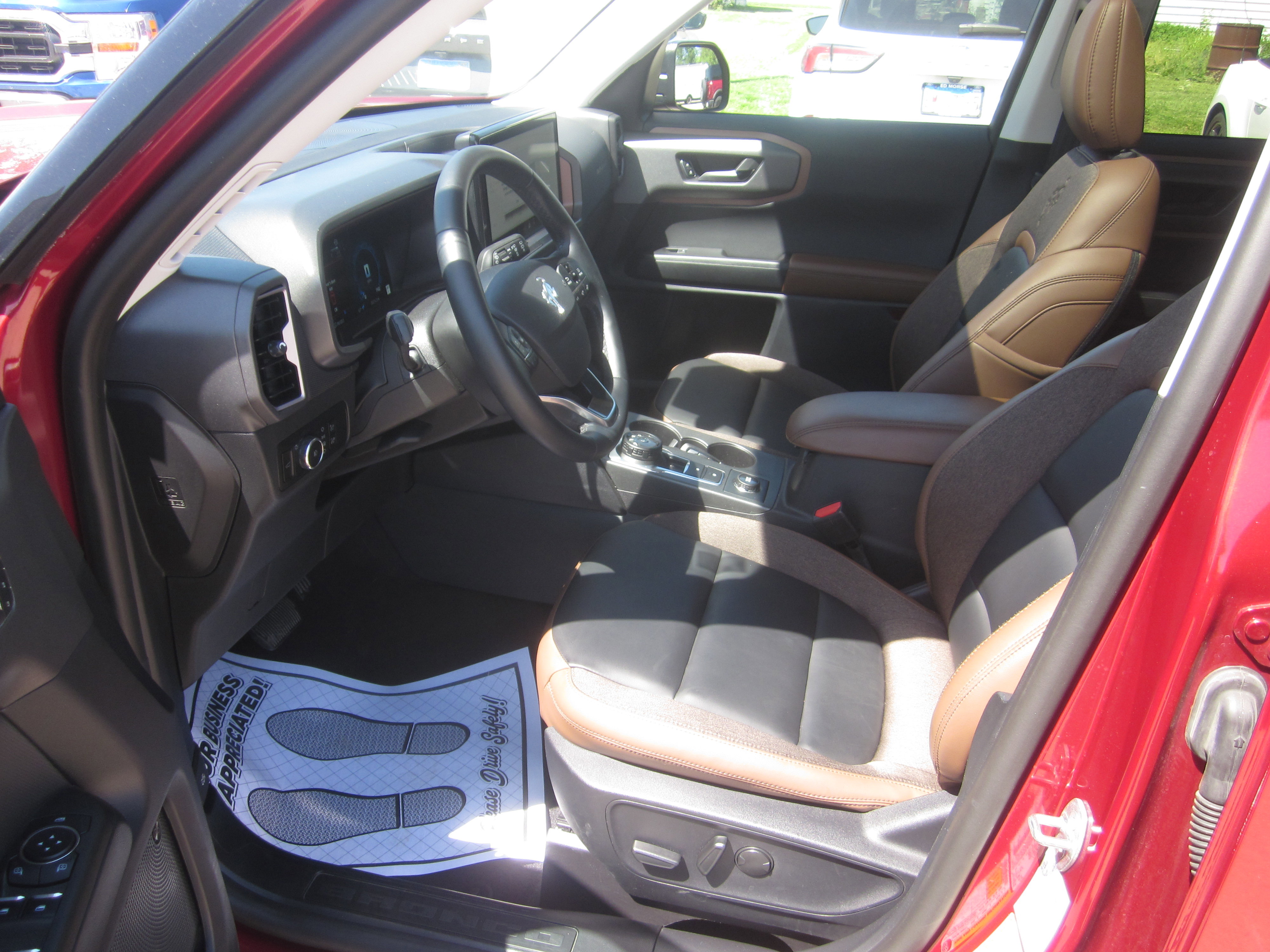 Used 2025 Ford Bronco Sport Outer Banks w/ Outer Banks Tech Package+ image 11