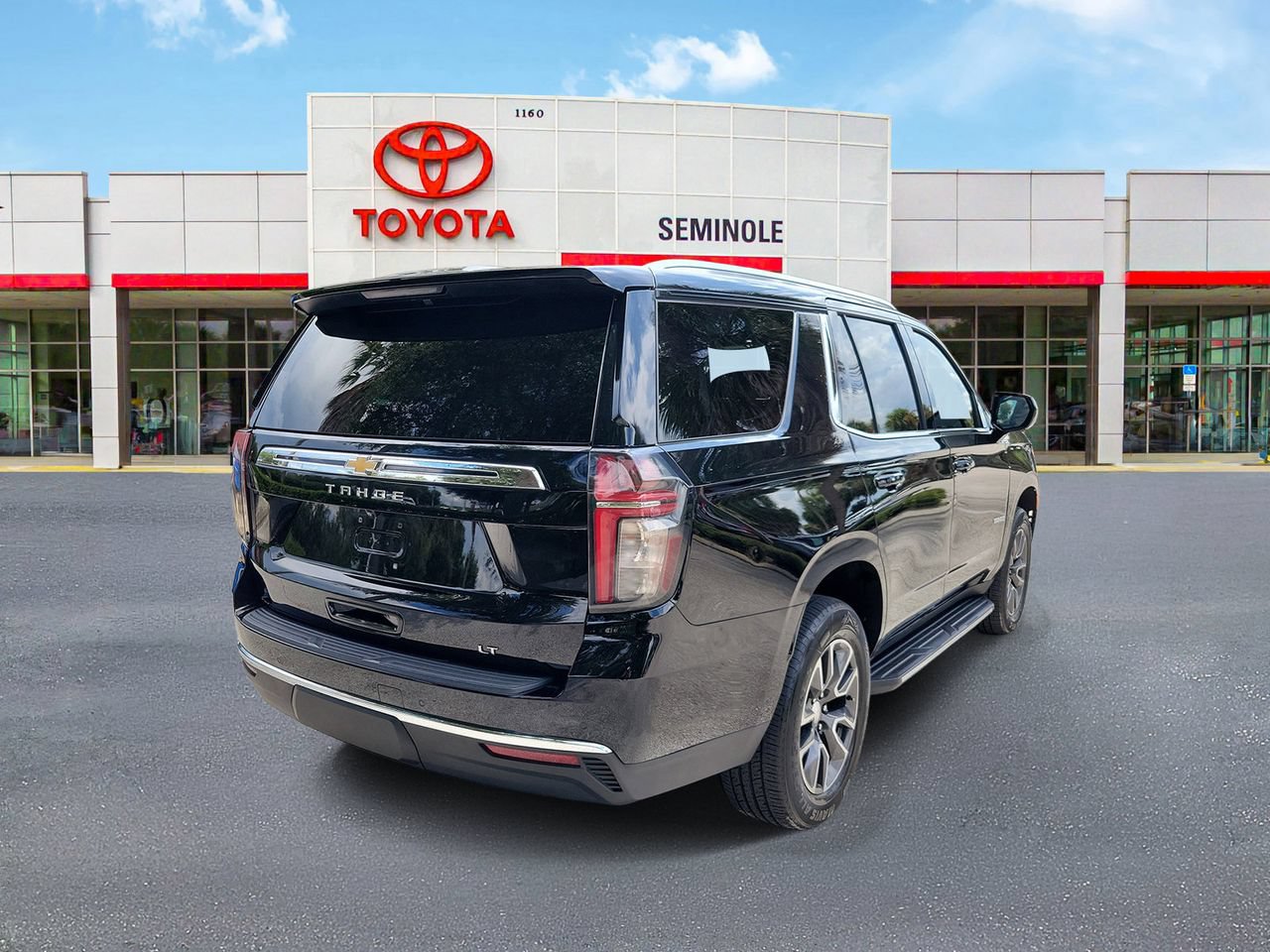 Used 2021 Chevrolet Tahoe LT w/ Rear Media and Nav Package RWD image 3