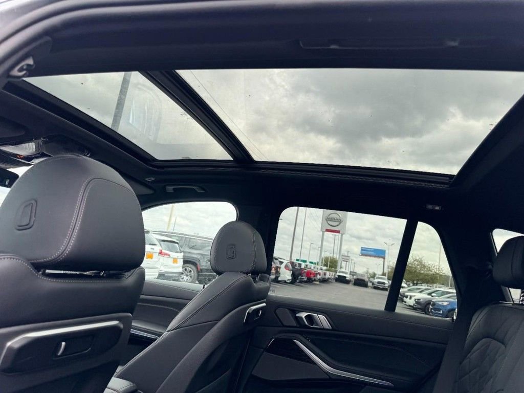 Used 2026 BMW X5 xDrive40i image 11