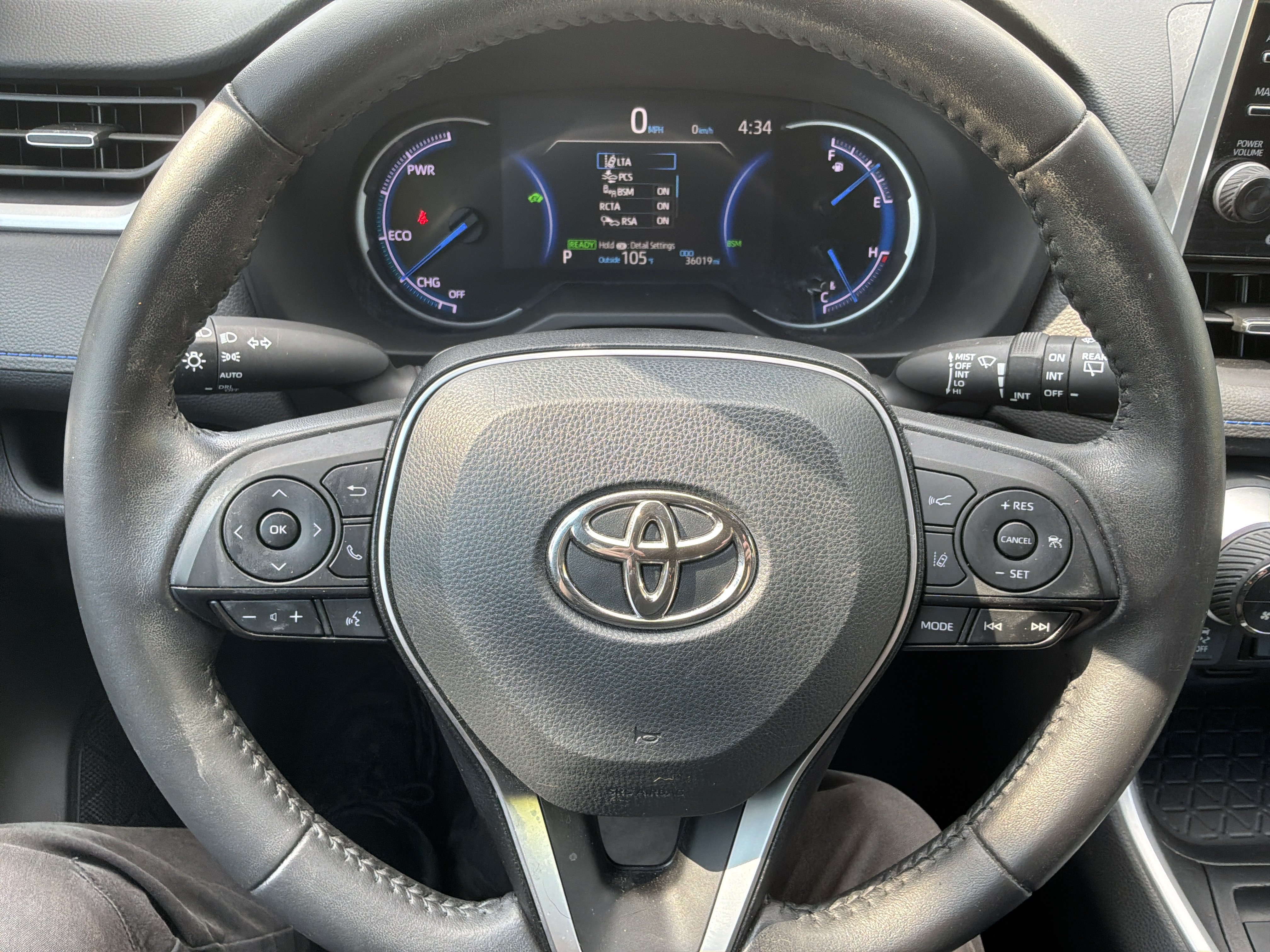Used 2022 Toyota RAV4 XSE AWD/4WD image 18