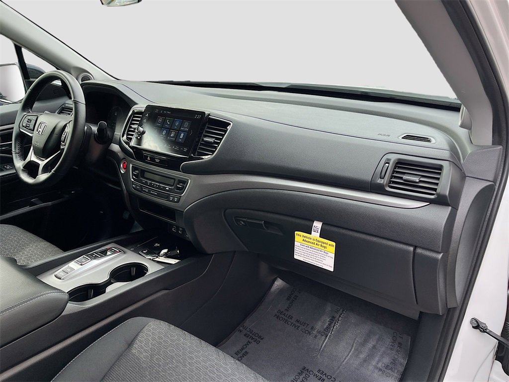 Used 2024 Honda Ridgeline Sport image 27