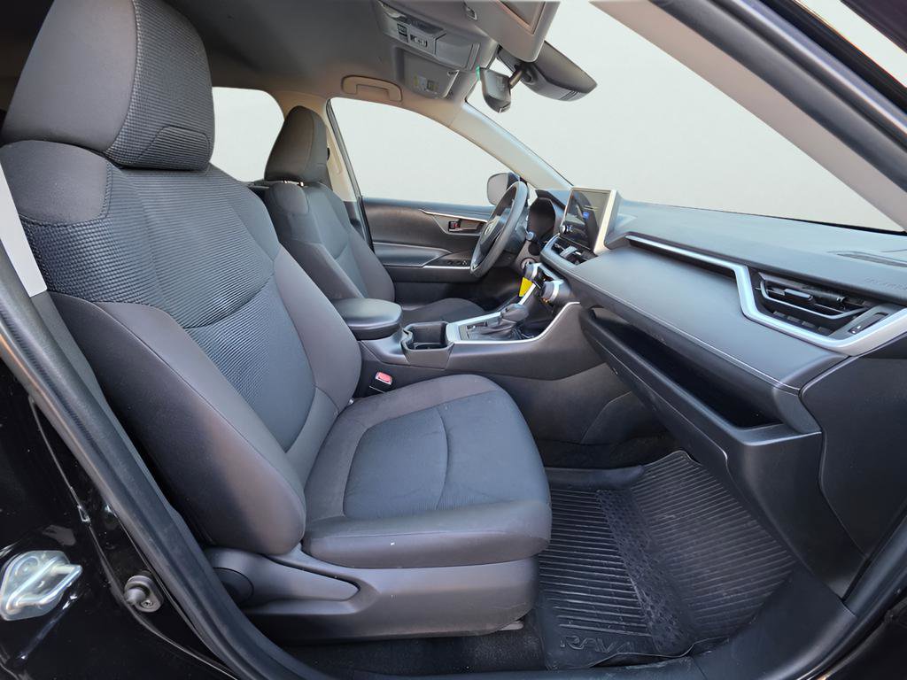 Used 2023 Toyota RAV4 LE FWD image 16