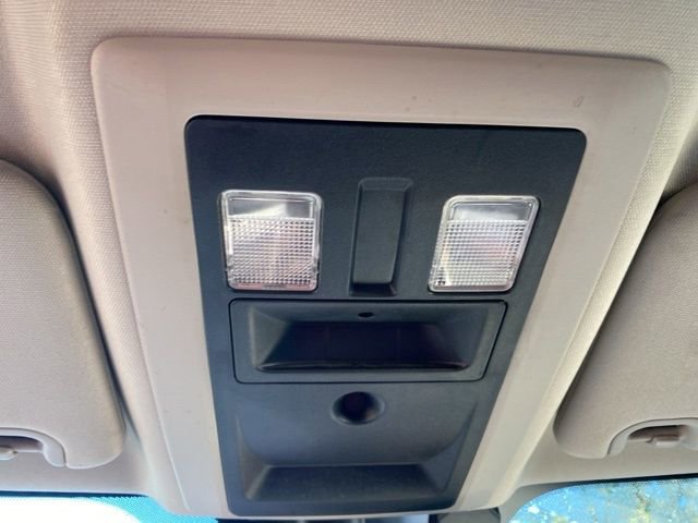 Used 2019 RAM 1500 Classic SLT image 32