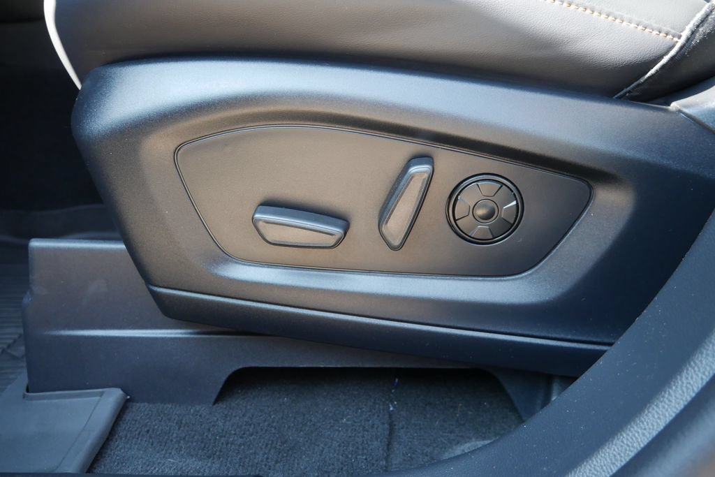 Used 2026 Ford Explorer Tremor w/ Tremor Ultimate Package AWD/4WD image 34
