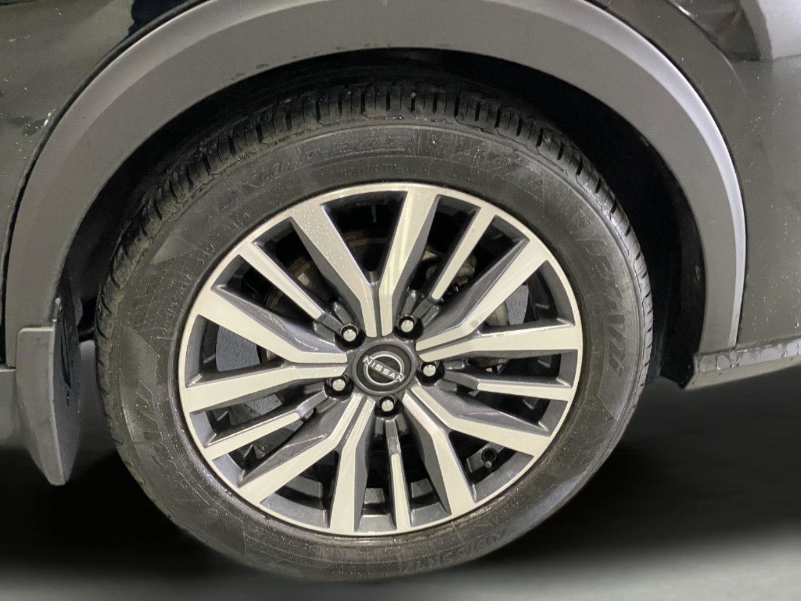 Used 2023 Nissan Kicks SV image 10