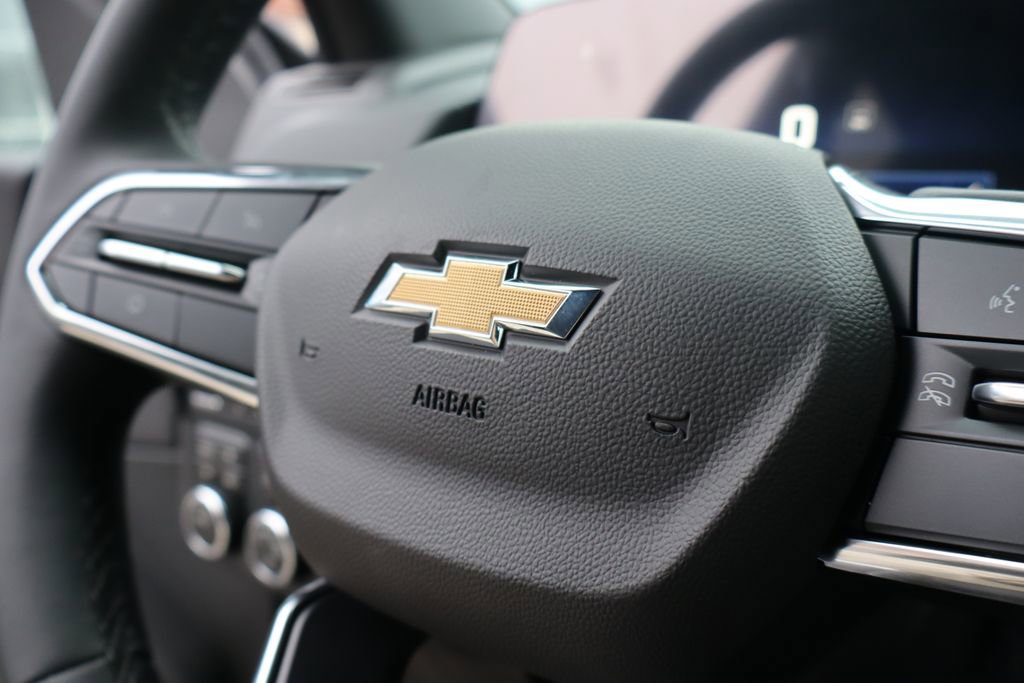 New 2026 Chevrolet Suburban LT image 24