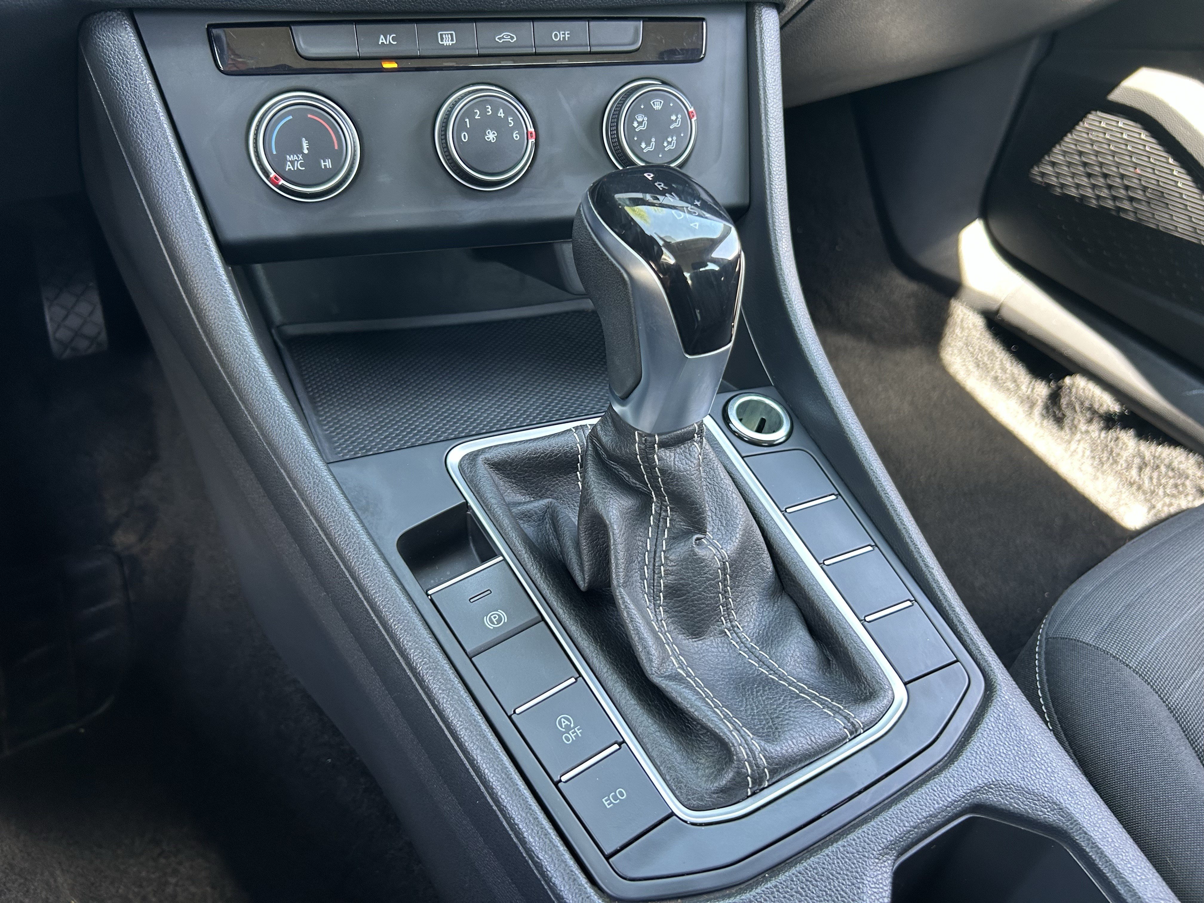 Used 2024 Volkswagen Jetta S FWD image 23