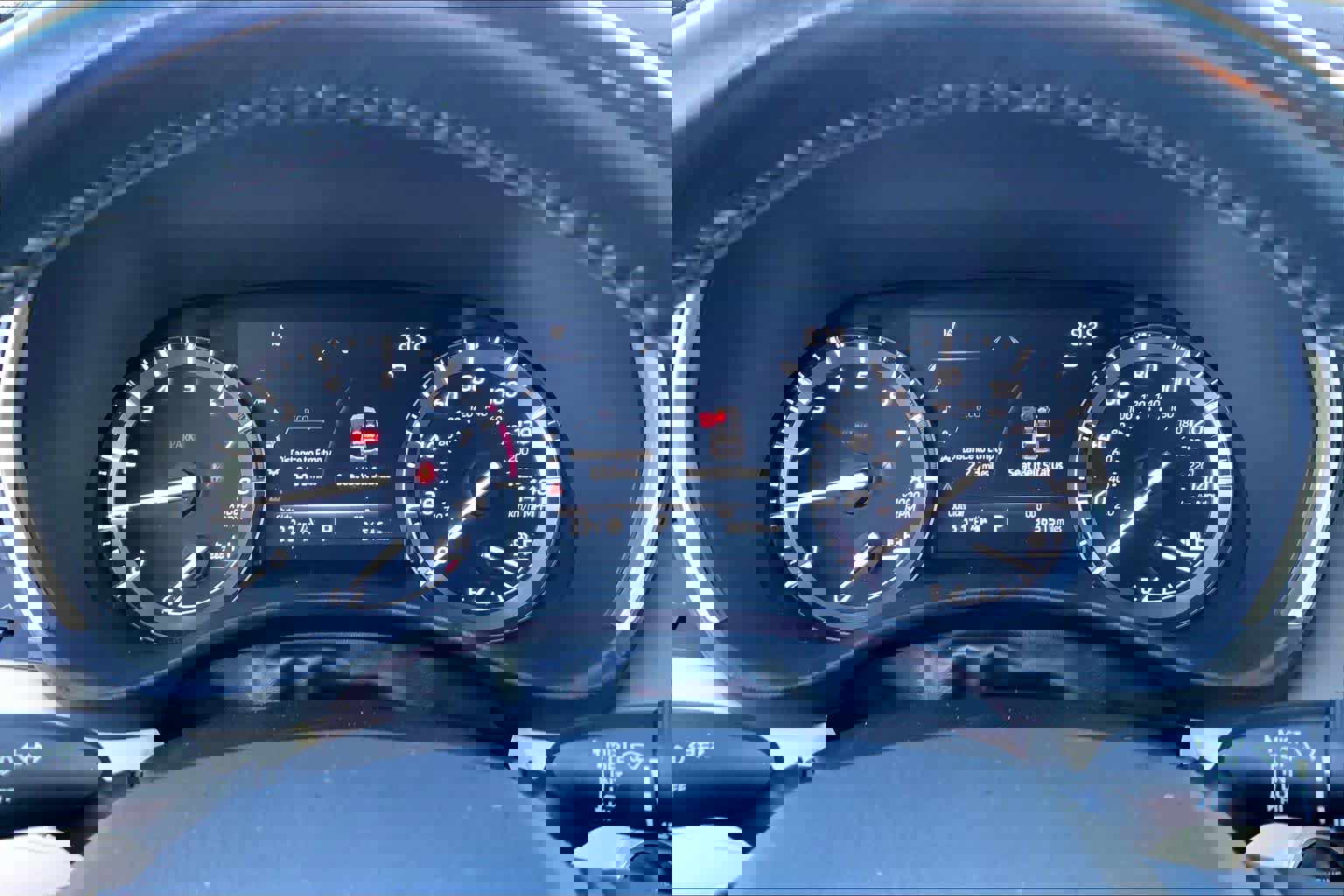 Used 2021 Toyota Highlander XLE image 25