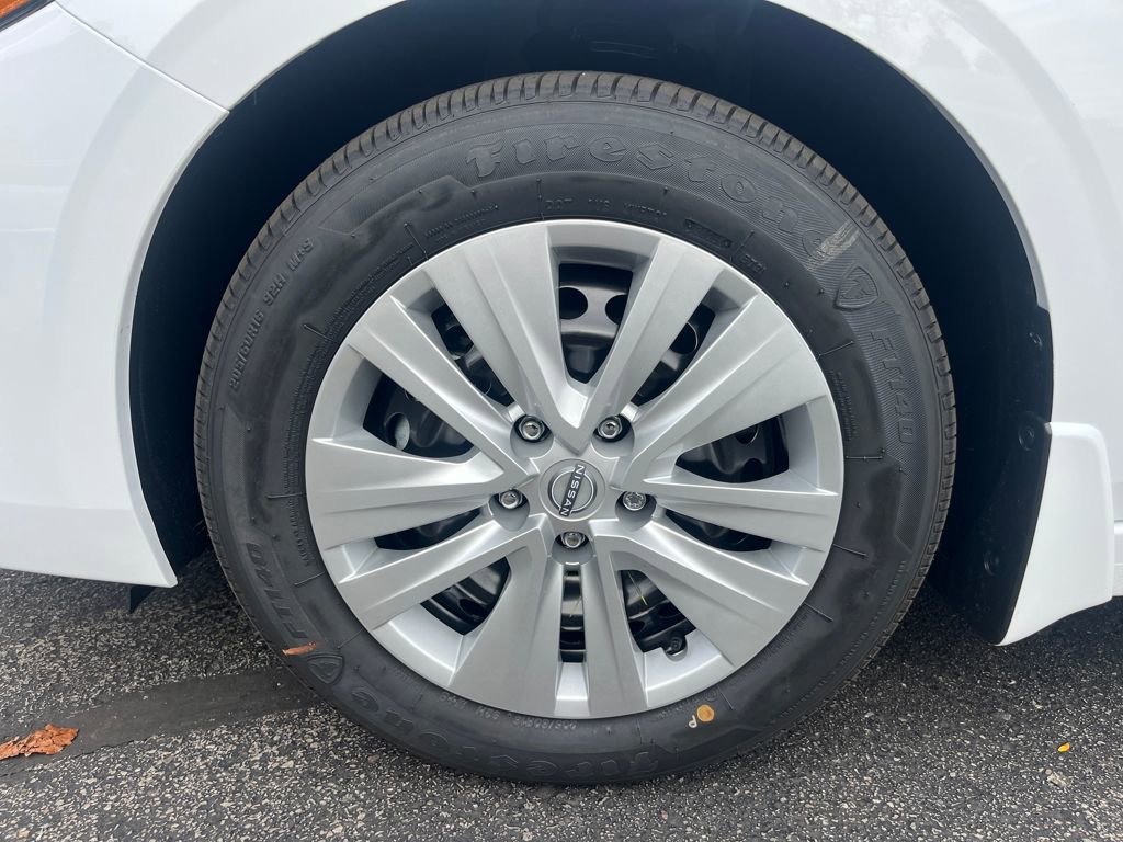 New 2025 Nissan Sentra S image 9