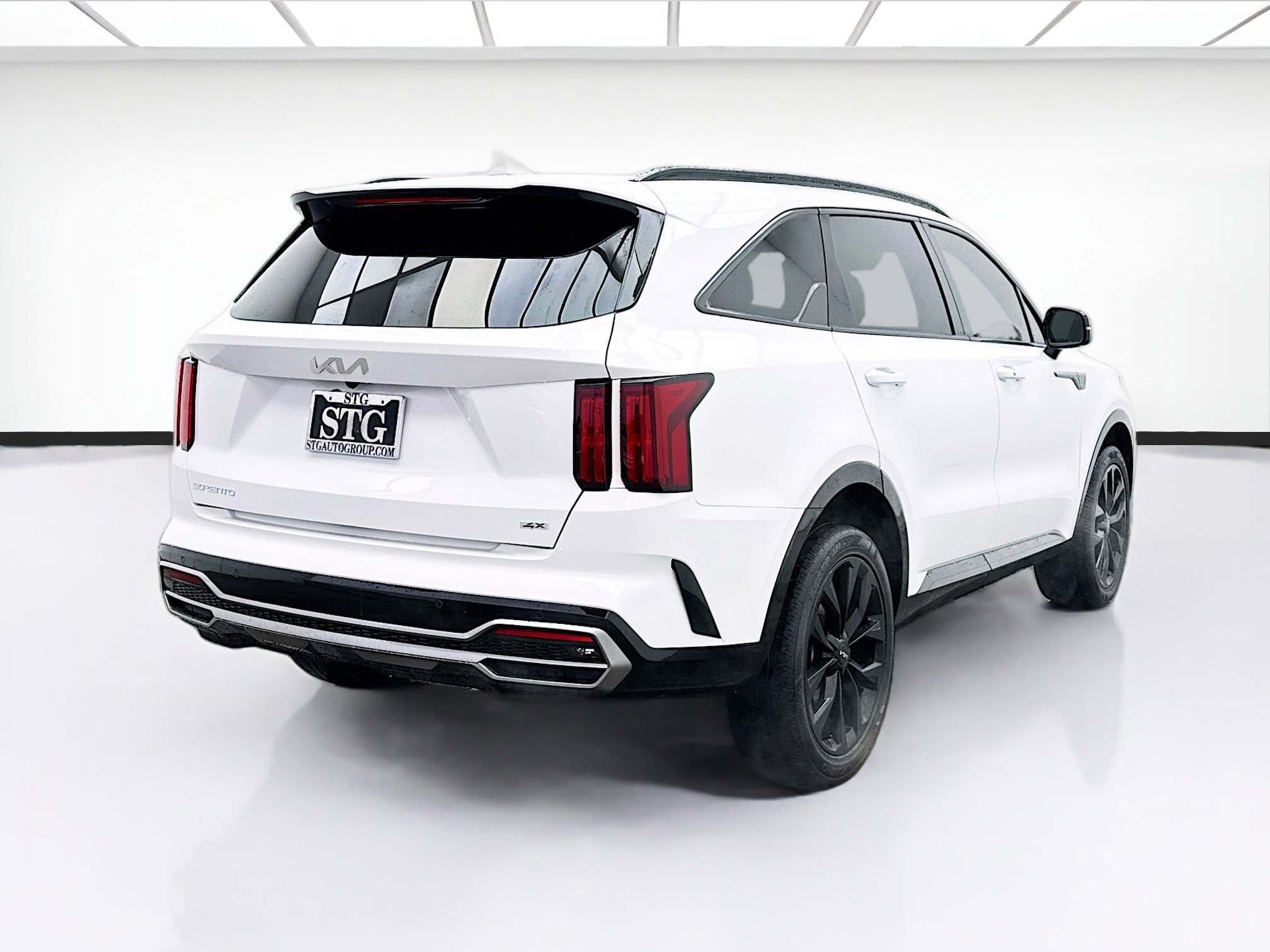 Used 2023 Kia Sorento SX image 4