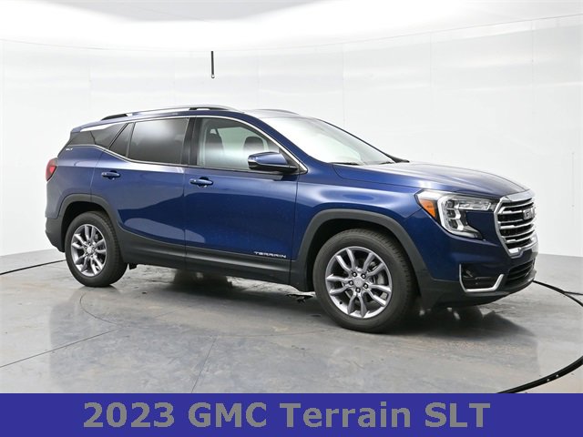 Used 2023 GMC Terrain SLT