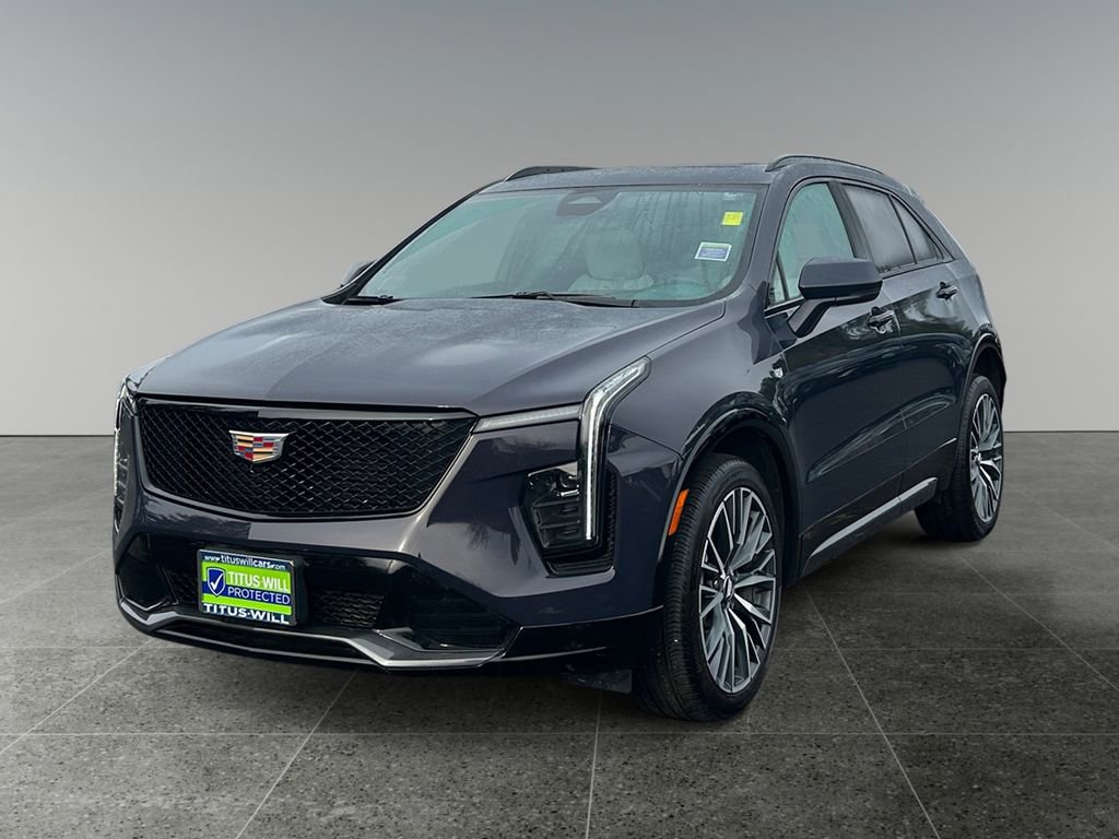 Used 2024 Cadillac XT4 Sport image 3