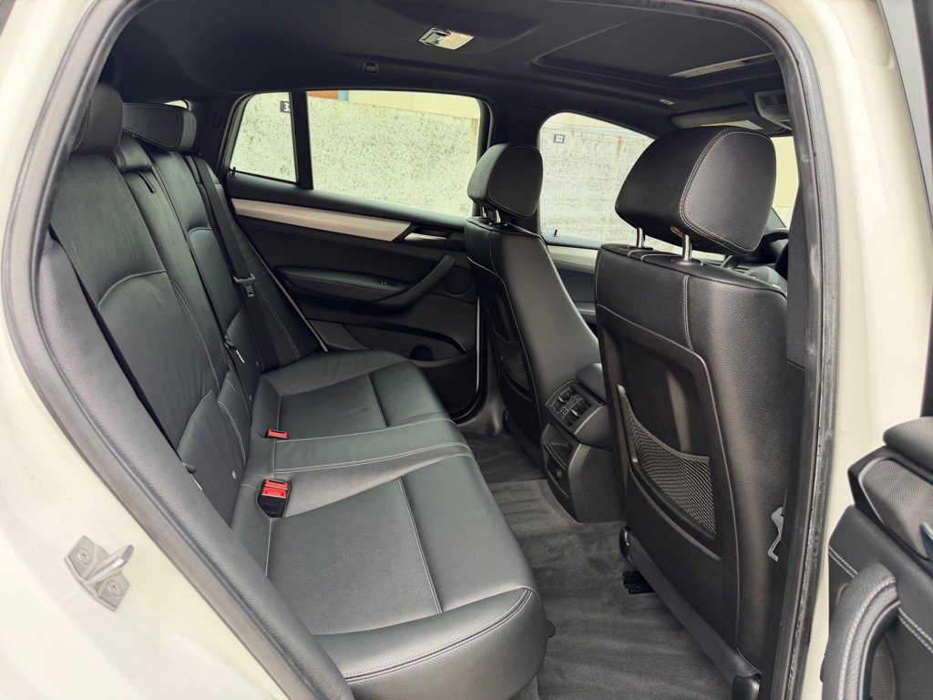 Used 2017 BMW X4 xDrive28i AWD/4WD image 29