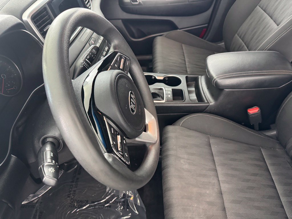 Used 2020 Kia Sportage LX FWD image 21