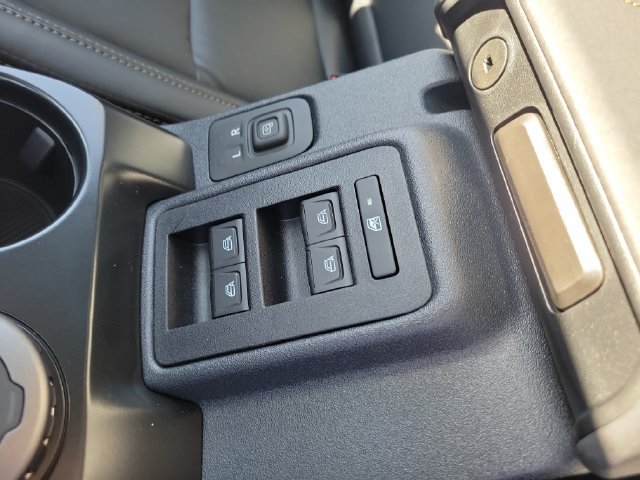 New 2026 Ford Bronco Badlands AWD/4WD image 16