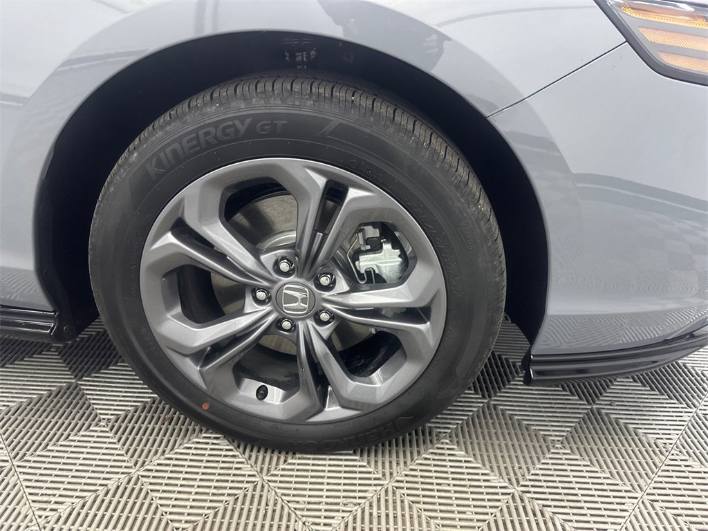 Used 2025 Honda Accord EX-L image 13