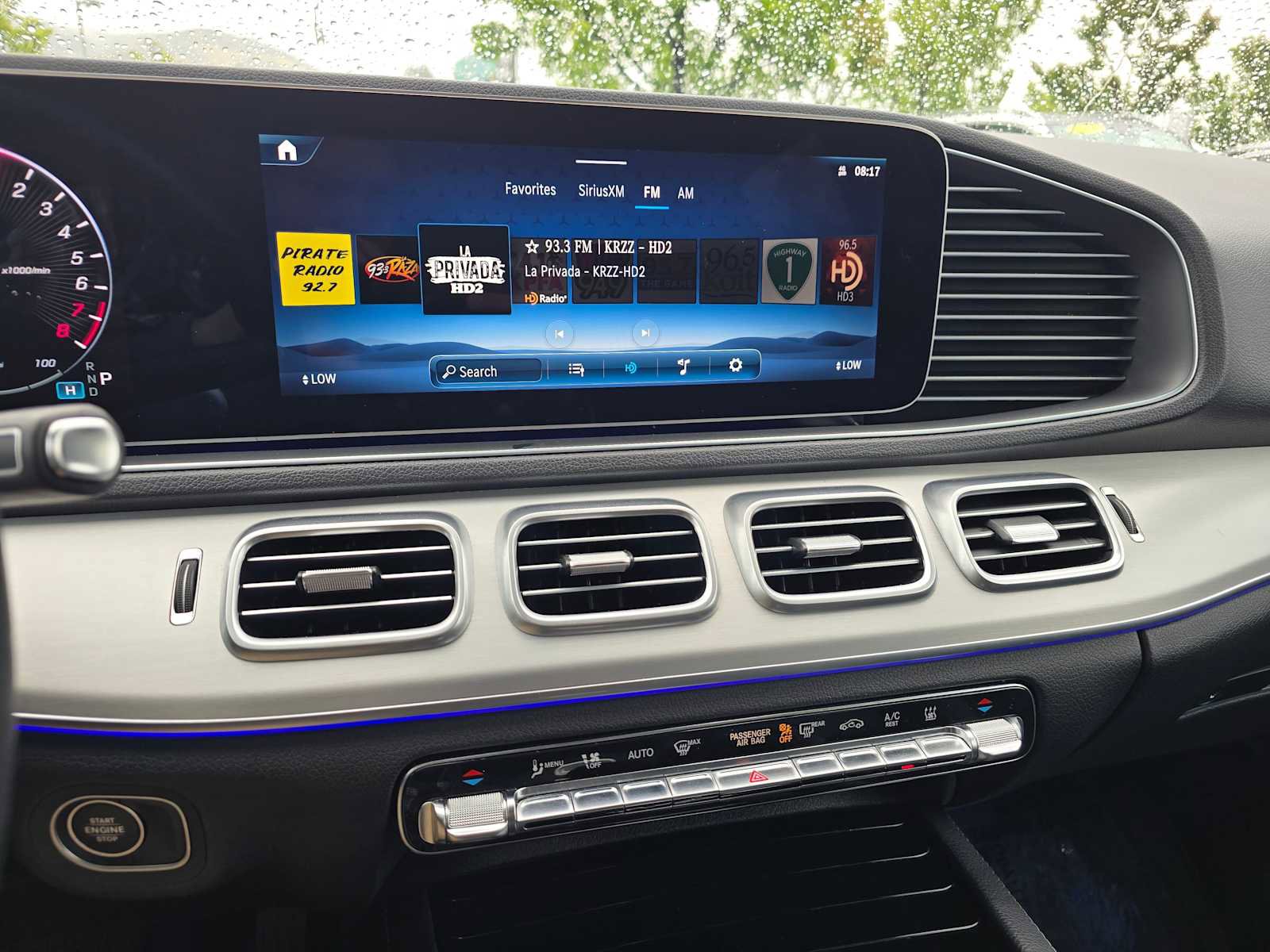 Used 2024 Mercedes-Benz GLE 450e 4MATIC image 29