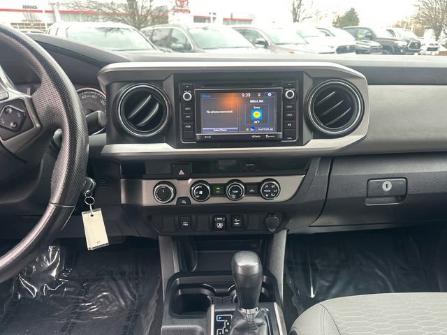 Certified 2018 Toyota Tacoma SR5 image 22