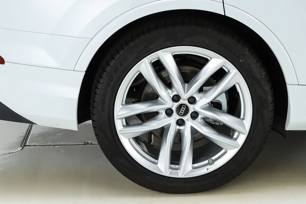 Used 2025 Audi Q7 3.0T Prestige w/ Prestige Package AWD/4WD image 25