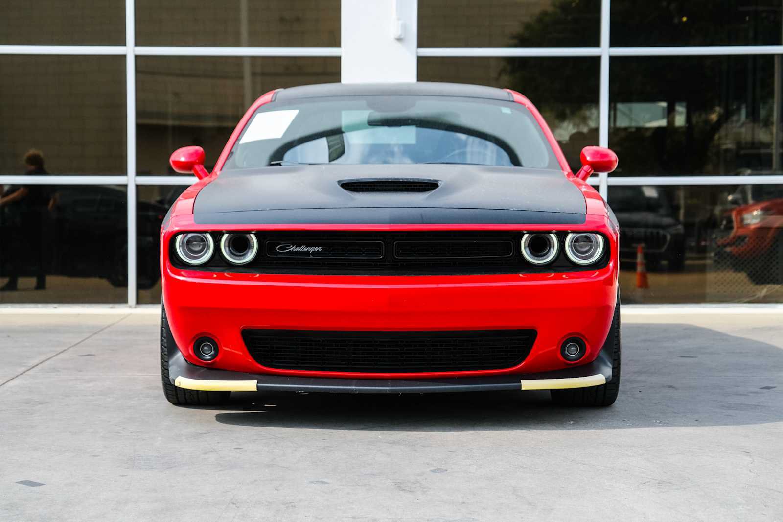 Used 2022 Dodge Challenger R/T w/ T/A Package RWD image 3