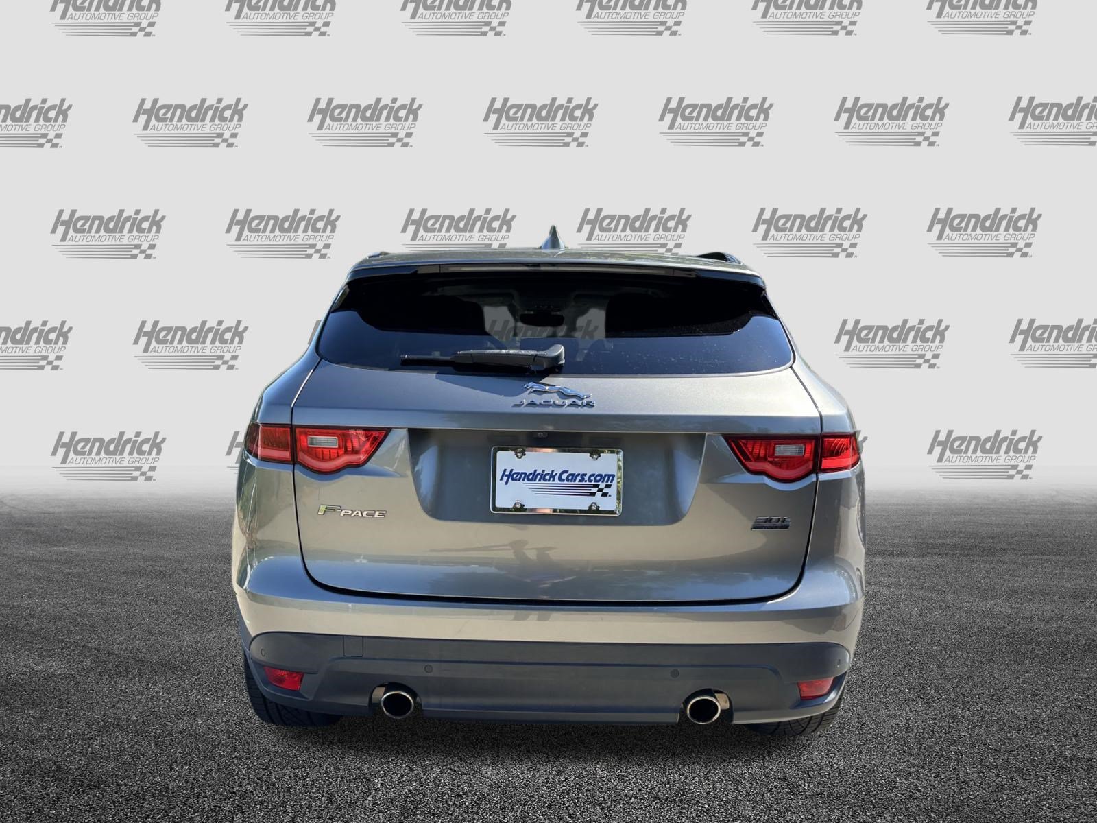 Used 2019 Jaguar F-PACE R-Sport AWD/4WD image 9