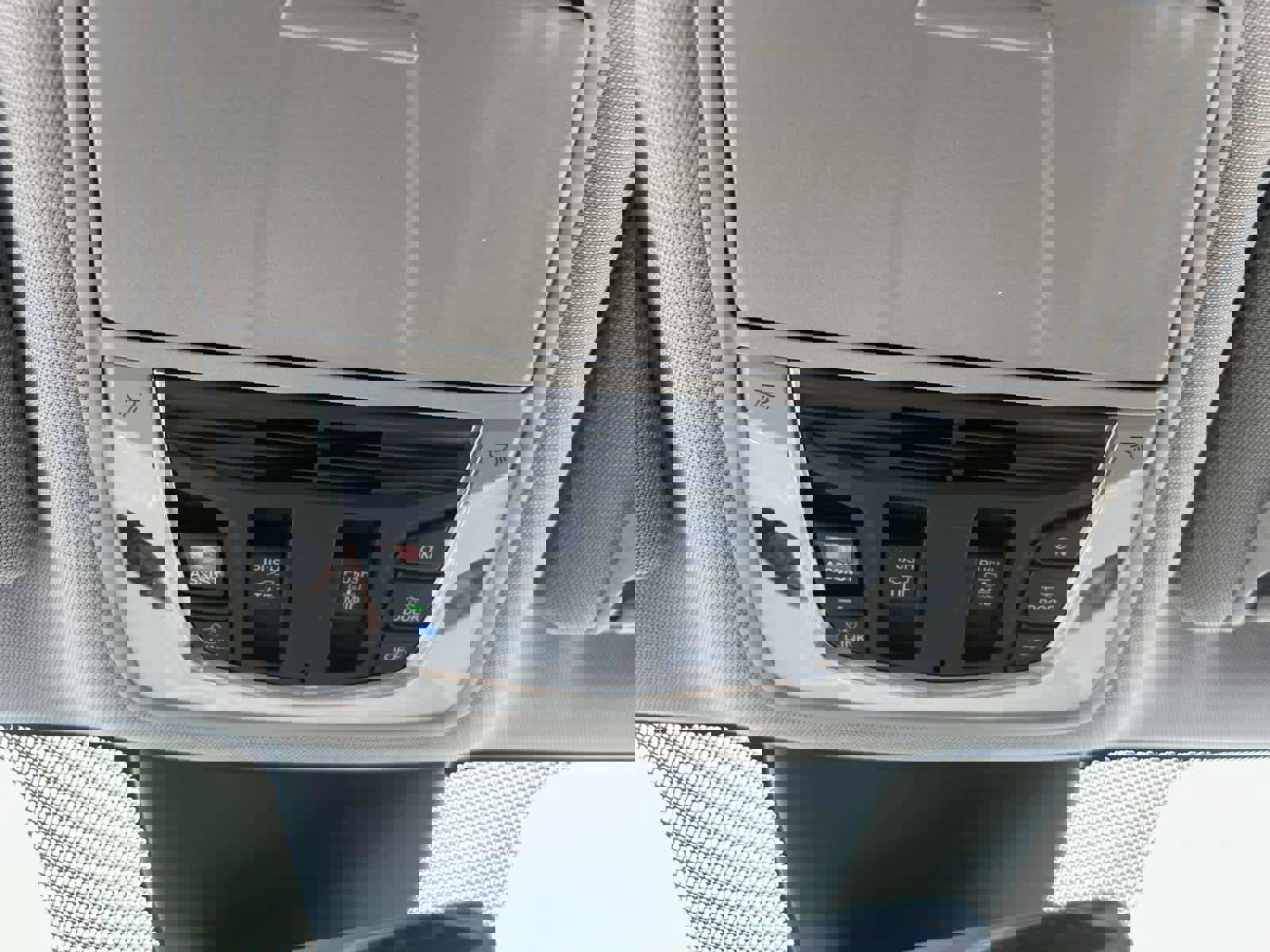 Used 2022 Acura MDX SH-AWD w/ Technology Package image 32