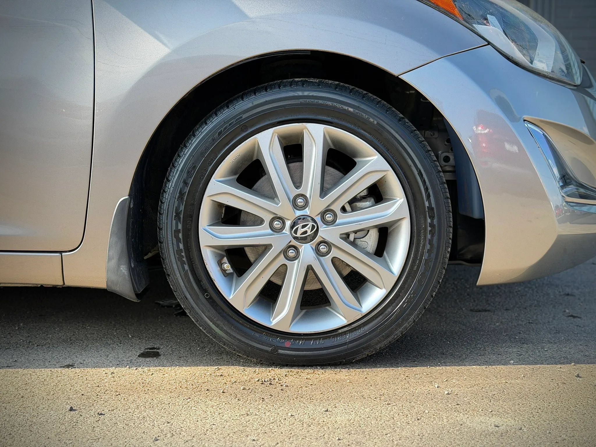 Used 2014 Hyundai Elantra SE w/ Option Group 02 FWD image 27