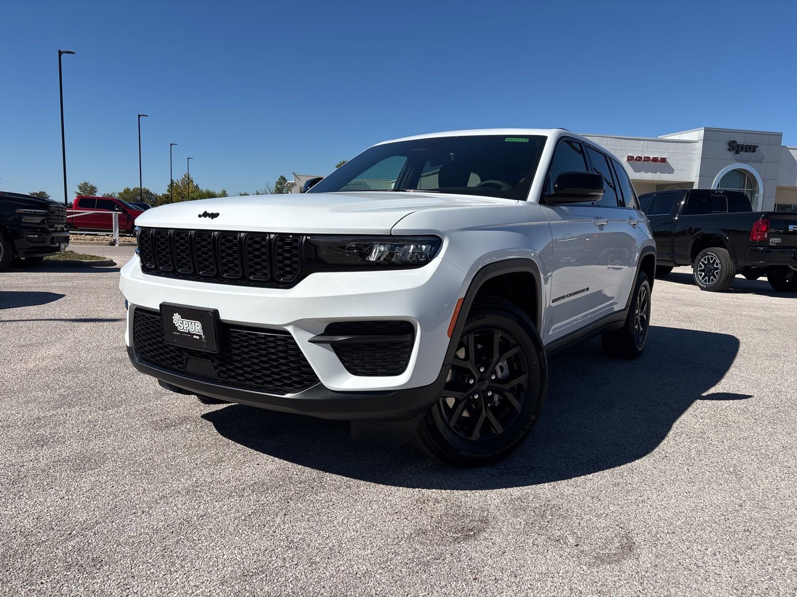 New 2025 Jeep Grand Cherokee Altitude
