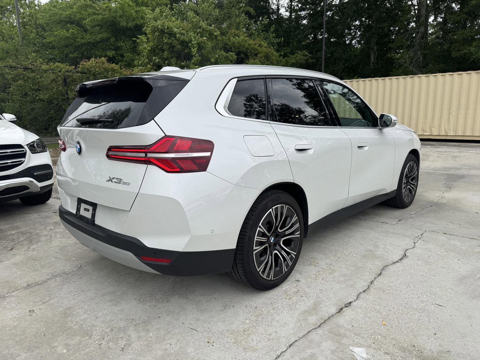 Used 2025 BMW X3 xDrive30i w/ Premium Package image 26