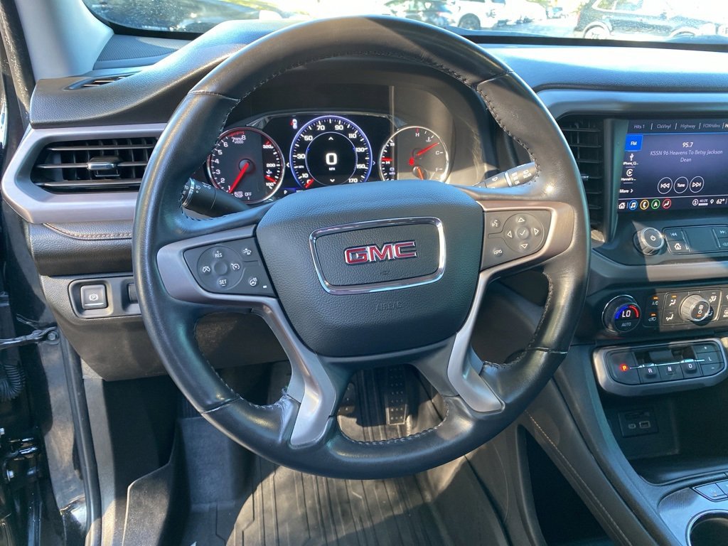 Used 2022 GMC Acadia AT4 w/ Technology Package image 15