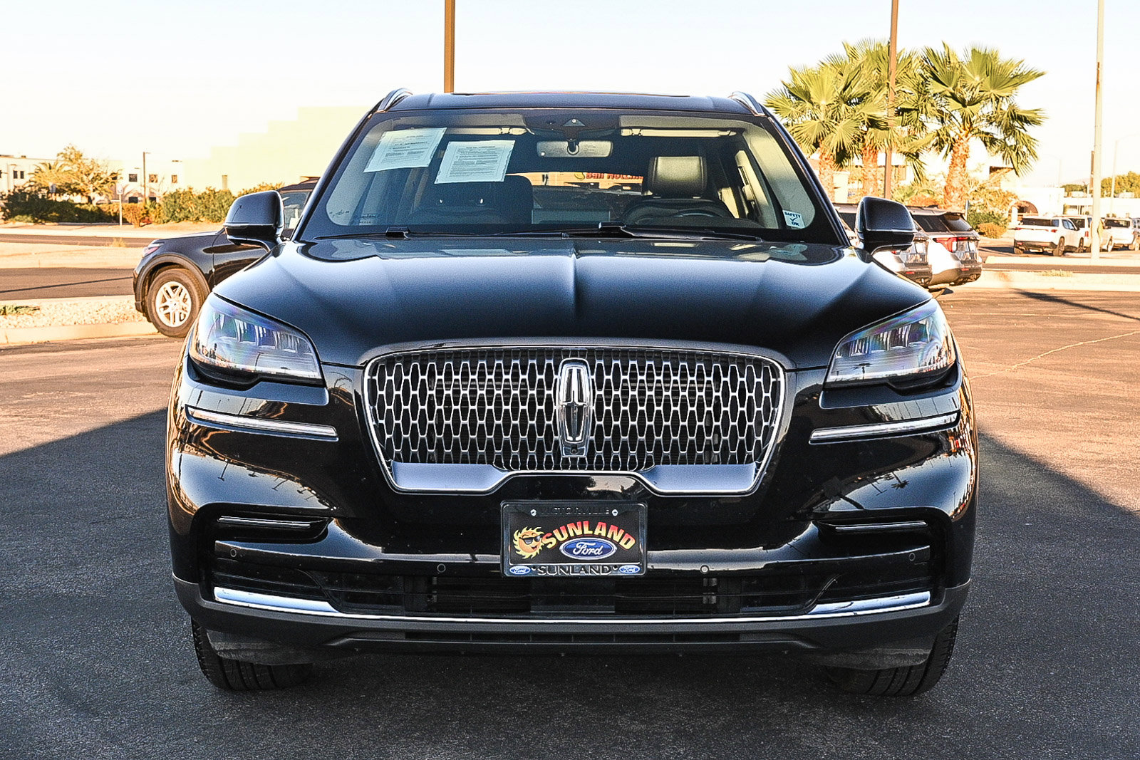 Used 2023 Lincoln Aviator Reserve w/ Elements Package Plus image 2