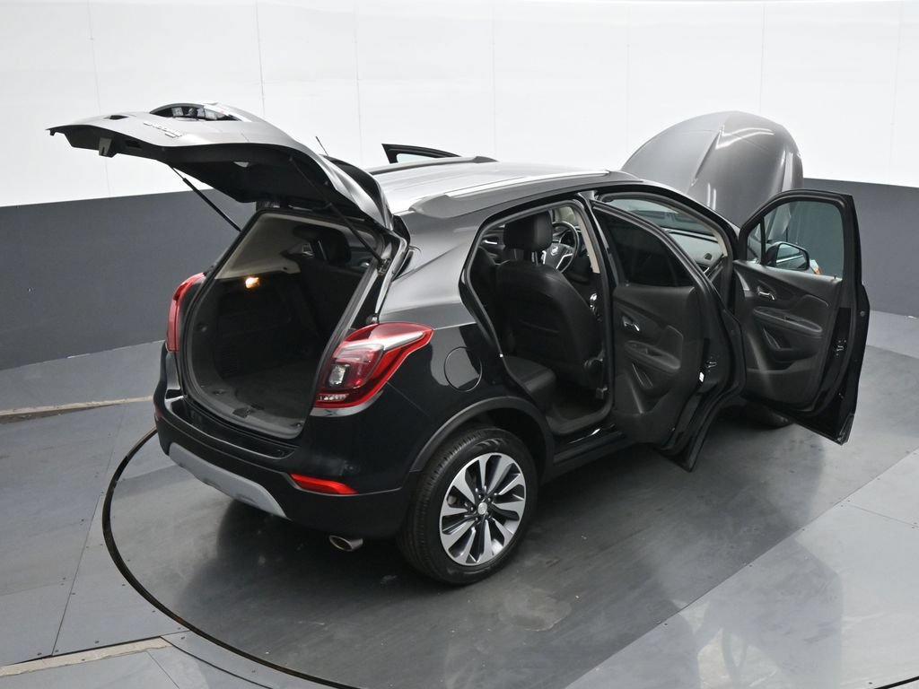 Used 2022 Buick Encore Preferred w/ Safety Package AWD/4WD image 39